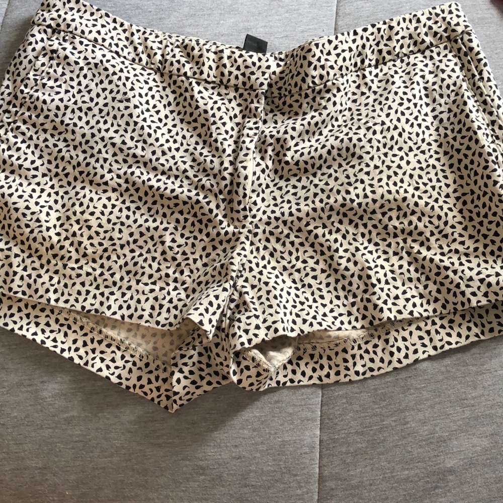 Women shorts🎀